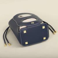 PG-Bolso cruzado de diseñador de nueva marca, diseño hueco de ambiente Simple, bolso de hombro a la moda, mochila de lujo de alta gama para mujer 2025 - details 6