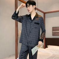 Pijamas de Seda de Hielo de Alta Gama para Hombres Ropa de Casa de Simulación de Seda de Manga Corta Traje de Camisón Extra Fino para Primavera y Otoño, Nuevo Verano - details 8