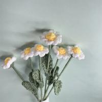 Ramo de Flores Falsas de Crochet Hecho a Mano Rosa Tulipanes Dáisí Decoración de Hogar Luz y Fuerza - details 10