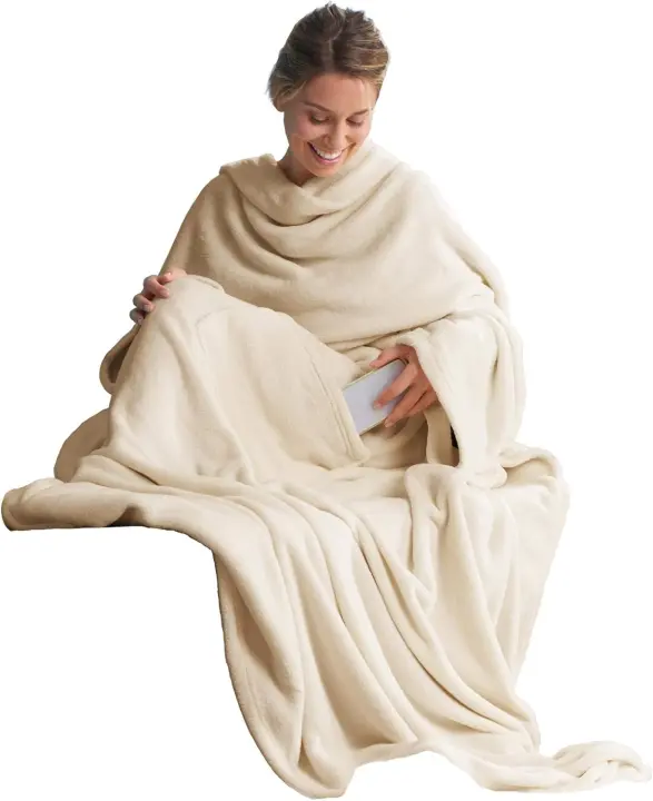 CelinaTex Manta para TV con Mangas y Bolsillo para los pies, talla XL, 170 x 200 cm, Color Crema y Blanco, Microfibra, Forro Polar, Certificado Öko-Tex - 1
