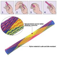 Palo de Juego de Primavera para Gatos Forma de Muñeca Interactiva Multicolor - details 2