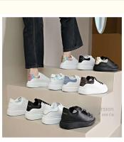 2024 nuevos zapatos deportivos de primavera para hombres y mujeres totalmente combinados, cuero blanco con altura aumentada, suela gruesa y diseño transpirable - details 3