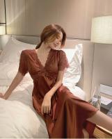 Ropa de dormir Sexy de encaje de seda helada para mujer, camisón de boda rojo de manga corta con cuello en V y almohadilla para el pecho, chino anual de verano - details 10