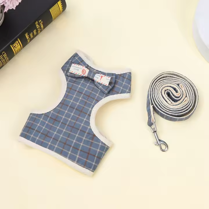 Conjunto de arnés y correa para gato y conejo a cuadros clásicos, arneses transpirables para mascotas con lazo para conejito, gatito, accesorios para conejos, ropa - 1