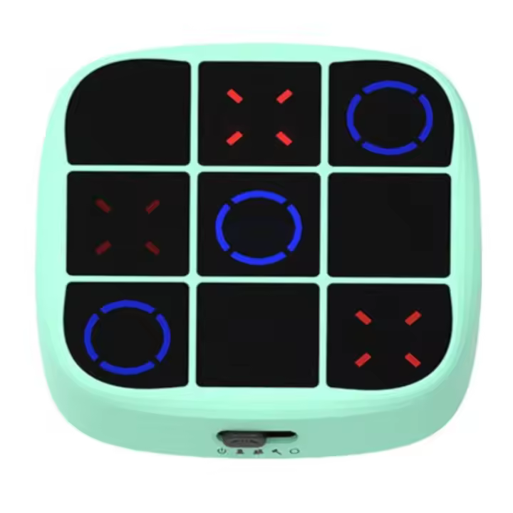 Juego de pernos de mano Montessori 4 en 1 TIC-TAC-TOE eléctrico portátil, ejercicio de pensamiento, rompecabezas educativo, juego de mesa para fiesta en interiores - 1