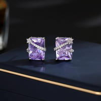 Pendientes de Plata S925 en Forma de Rectángulo Geométrico Diseño de Nicho Sensible de Estrella Meteoro Zirconita Incrustada - details 0