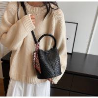 Bolsos Pequeños Populares Nuevos Bolsos De Mensajero De Hombro Versátiles De Moda Bolsos De Cubo Portátiles - details 1