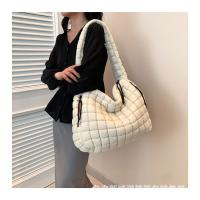 Bolso de hombro tipo bandolera con diseño de nubes plisadas para mujer, bolso de mano de gran capacidad con doble cara y doble tirón - details 32