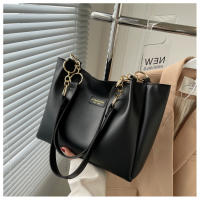 Bolso de mano de color sólido de moda para mujer, bolso de hombro parcheado de gran capacidad para uso diario, bolso de viaje diario versátil de alta calidad, bolso de moda para niña, regalos para novia, accesorios de viaje - details 1