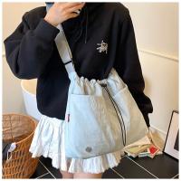 Bolso tipo cubo plisado de estilo coreano, bolso de gran capacidad, bolso de hombro de nailon, bolso cruzado de tela impermeable de Color sólido - details 33
