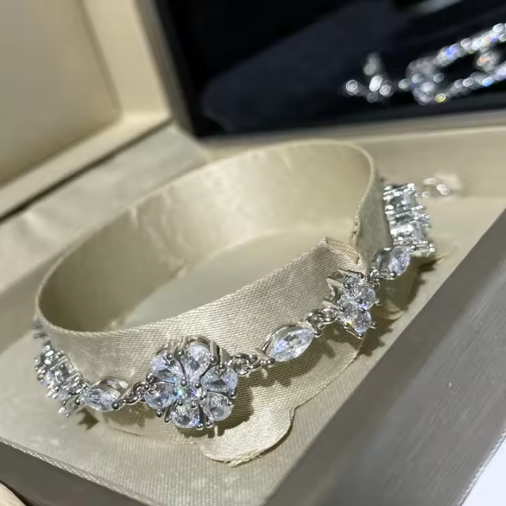 Pulsera de Pedal de Platino 18K Brillante Zirconio Moissanita Joyería de Fuego para Mujeres - 1