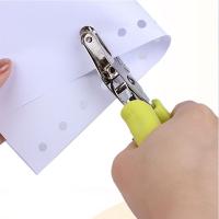 Máquina perforadora de un solo orificio, Mini perforadora de papel creativa portátil, 3 colores disponibles, alicates antideslizantes para álbumes de recortes, 3/6mm, 2 uds. - details 17