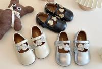 Zapatos de cuero para niñas, calzado de estilo coreano, suave y cómodo, antideslizante, versátil, dulce amor, novedad de otoño, 2024 - details 12