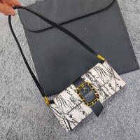 Bolso de las mujeres baguette axila bolsa premium sentido popular bolsa de las mujeres 2025 nuevo hombro bolsa de cercanía nicho - details 7