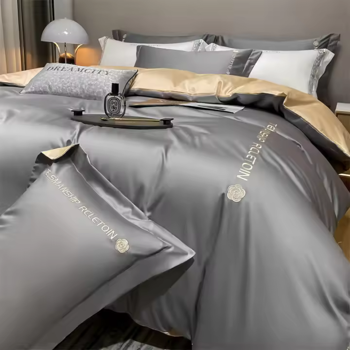 Ropa de cama ligera de seda de hielo, funda nórdica lavada, sábana ajustable Tencel, juego de tres piezas, bordado de alta gama - 1