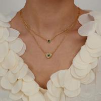 Collar vintage de corazón de esmeralda de doble capa – Cadena de clavícula de acero inoxidable francés chic para mujer - details 7