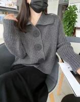 Cárdigan de lana suave para mujer, chaqueta con cuello grande con botones, suéter de punto acanalado - details 0
