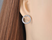 Pendientes De Acero Inoxidable JeeMango Forma Redonda Color Rosa Oro Cristal De Arcilla Blanca/Black Regalo De Navidad Para Mujer - details 6