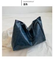 Bolso de mano para mujer, bolsa para axila a la moda, bolso de hombro de cuero Pu suave de gran capacidad, bolso cruzado Retro, bolsos de cubo portátiles informales - details 19