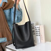 Bolso de Cuero de Vaca de Gran Tamaño Bolso Versátil para Mujeres Nuevo Bolso de Hombro 2025 - details 4