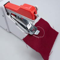 Máquina de coser DIY, Mini máquina de coser portátil Simple de mano, Micro máquina de coser de bolsillo para el hogar - details 2