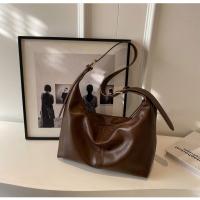 Bolsa de gran capacidad de las mujeres 2025 nueva moda bolsa de mensajero casual versátil bolsa de hombro simple bolsa de cubo - details 18