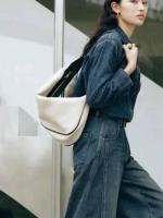 Mochila de Verano Leten Gran Capacidad Cruzado para Mujeres Diseño Paisley de Lujo Forro de Cuero - details 4