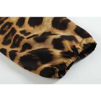 Vestido irregular de punto con tirantes de cintura alta y gasa con cuello en V y estampado de leopardo - details 16