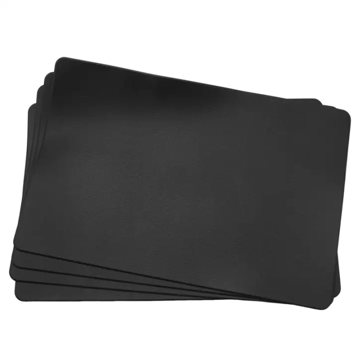 4 manteles individuales resistentes al calor, manteles individuales de cuero artificial, impermeables, antideslizantes, lavables, para cocina (negro) - 1
