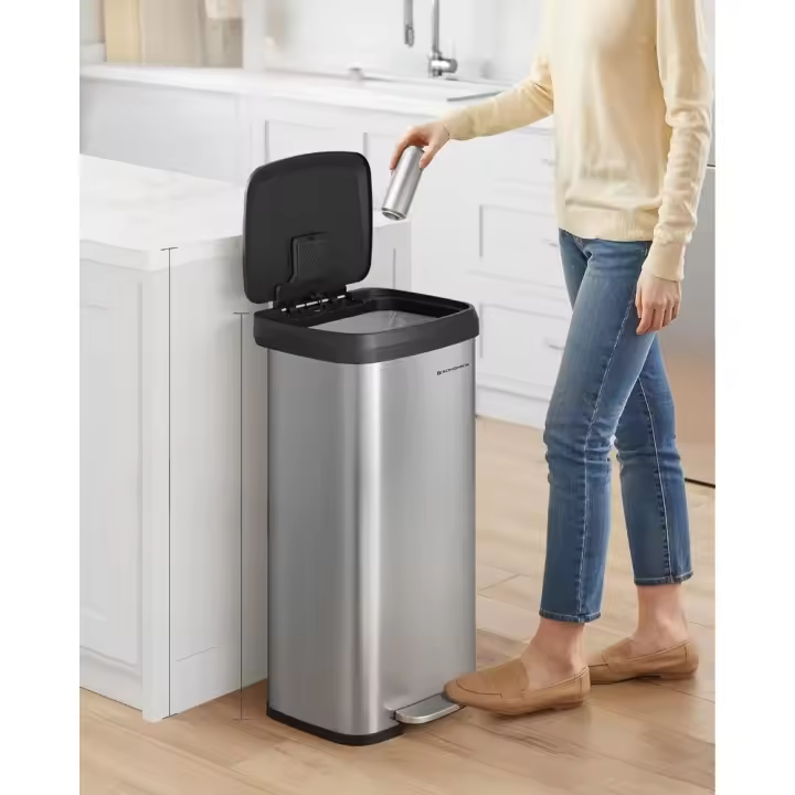 Cubo de basura de acero inoxidable de 18 galones, con Pedal de paso con tapa abierta, cierre suave, gran ahorro de espacio, Sier y negro - 1