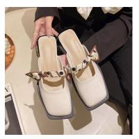 Francés grueso tacón bolsa cabeza zapatillas mujer verano desgaste 2025 nuevo tacón medio cabeza cuadrada media arrastre con falda perezoso muller zapatos - details 3