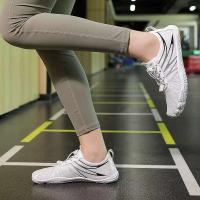 Calcetines deportivos unisex de secado rápido para correr en el agua con diseño antideslizante para actividades en la playa y en la natación - details 3