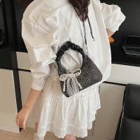 Bolso plisado de lentejuelas de estilo coreano, bolso cruzado con cadena y colgante de lazo exquisito, bolso de hombro ligero de Color sólido - details 24