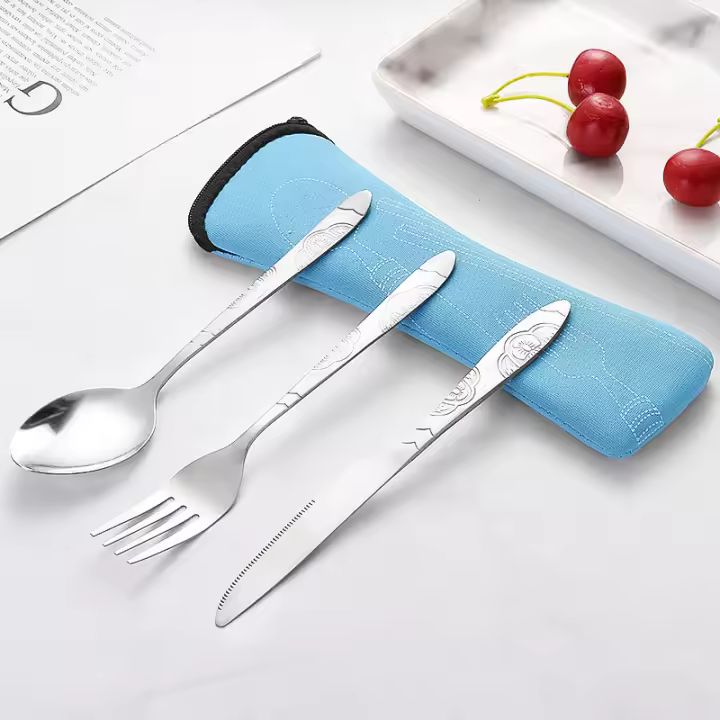Juego de cubiertos portátiles de acero inoxidable con estuche, cuchillos para carne, tenedor, cuchara, vajilla de Camping familiar, 3 piezas - 1