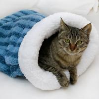 Precioso y cálido saco de dormir para gatos, cómodo túnel semicerrado, nido para gatos, tipo bolsillo grueso, cama para gatos de invierno, Otoño e Invierno - details 7