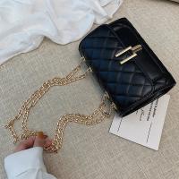 Elegante bolso de hombro de mujer acolchado en PU. Mini bolso cruzado con cremallera magnética. Ideal para desplazamientos diarios - details 5