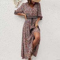 Novedad de verano, vestido bohemio de viaje para vacaciones y playa con cuello en V y mangas tres cuartos con mangas acampanadas y lazo en la cintura - details 0
