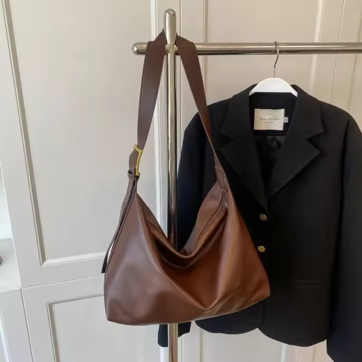 Bolso de compras de moda de gran capacidad informal con diseño de cojín de cuero PU Vintage para mujer Boston - 1