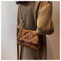 Bolso de cadena de moda con diseño de nicho para mujer 2025 Nuevo bolso cruzado de moda de primavera/verano Bolso cuadrado pequeño de un solo hombro con textura de alta calidad - details 16