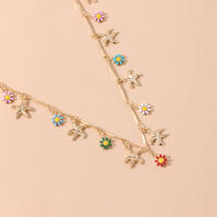 Collar de estilo informal hawaiano de múltiples elementos, collar de margaritas y flores de estrella de mar de tubo recto a la moda - details 3