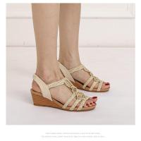 Sandalias de vacaciones de verano con tacón de cuña para mujer, zapatos romanos con cuentas tejidas retro para mujer - details 0
