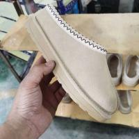 La nueva banda elástica de invierno es un zapato informal de moda, equipado con zapatillas planas de lana. - details 0