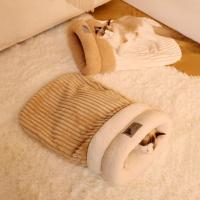 Saco de dormir grueso para gato, nido de lana de cordero semicerrado, suave y cómodo, edredón de bolsillo para mascotas, cama de otoño - details 0