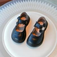 Zapatos de cuero para niñas, calzado de estilo francés, suave y cómodo, con encaje elegante y perlas, novedad de otoño, 2024 - details 3