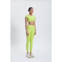 Camiseta corta de entrenamiento cruzado con espalda súper suave para mujer, camiseta deportiva con espalda abierta para correr y gimnasio - details 3