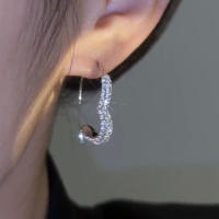 Pendientes de Corazón con Diamantes Alto Endoso, Versátil y a la Moda para Mujeres - details 2