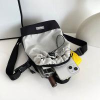 Bolso de hombro con cordón de nailon, bolso cruzado ligero de estilo coreano para mujer, bolso de cubo de gran capacidad con correa ajustable - details 8
