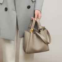 Bolsos Nuevos de Moda Bolsos de Hombro Versátiles para Mujeres Bolsos de Cubo Portátiles para Verduras - details 8