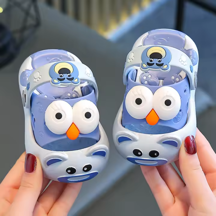 Zapatillas de Verano Nuevas para Niños Moda EVA por Interior y Exterior con Dibujos Animados Versátiles y Lindos - 1