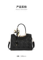 Bolso de mujer nuevo, ligero, de lujo, versátil, con relieve de color sólido. - details 10